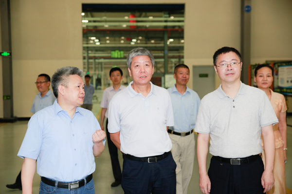 我院院长陪同科技部领导调研重庆永川高新区“以升促建”工作