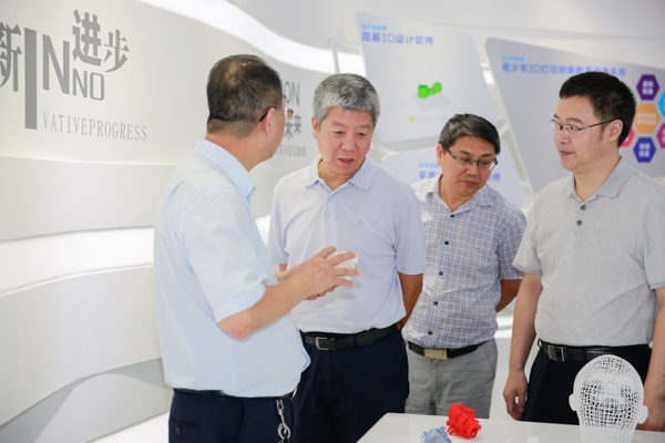 我院院长陪同科技部领导调研重庆永川高新区“以升促建”工作