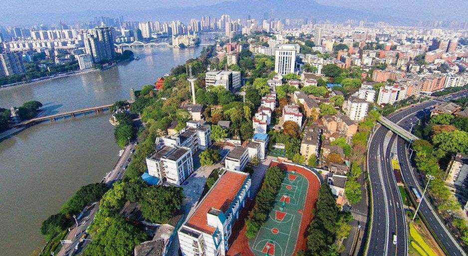 福州高新区： 昔日芦苇地 今朝产业兴