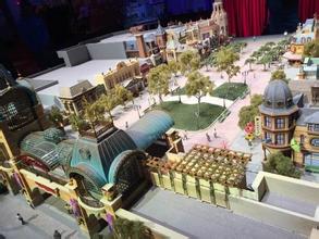 沪迪士尼诞生全球首个米奇大街 花园式设计园区