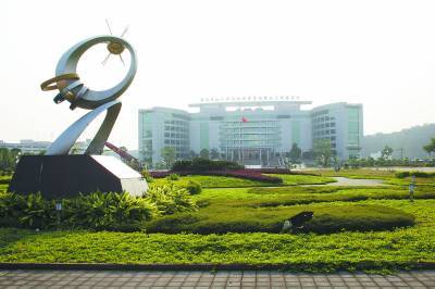 中山火炬开发区板芙合建先进装备“园中园”