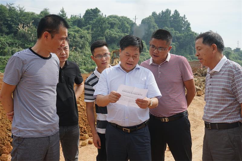 岳阳经开区:打破工作常规 加速项目推进