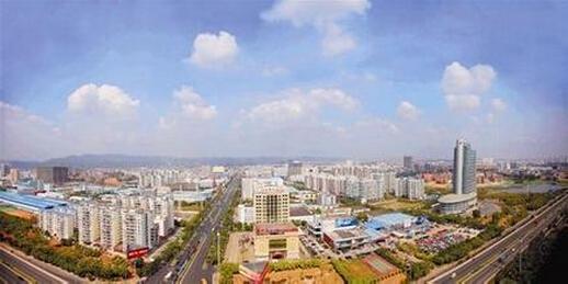 南宁高新区：六个“紧盯”冲刺全年目标任务