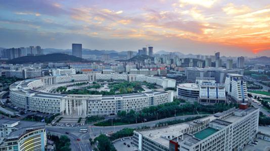 济南高新区牵手华熙集团，打造高新东区城市活力聚集地