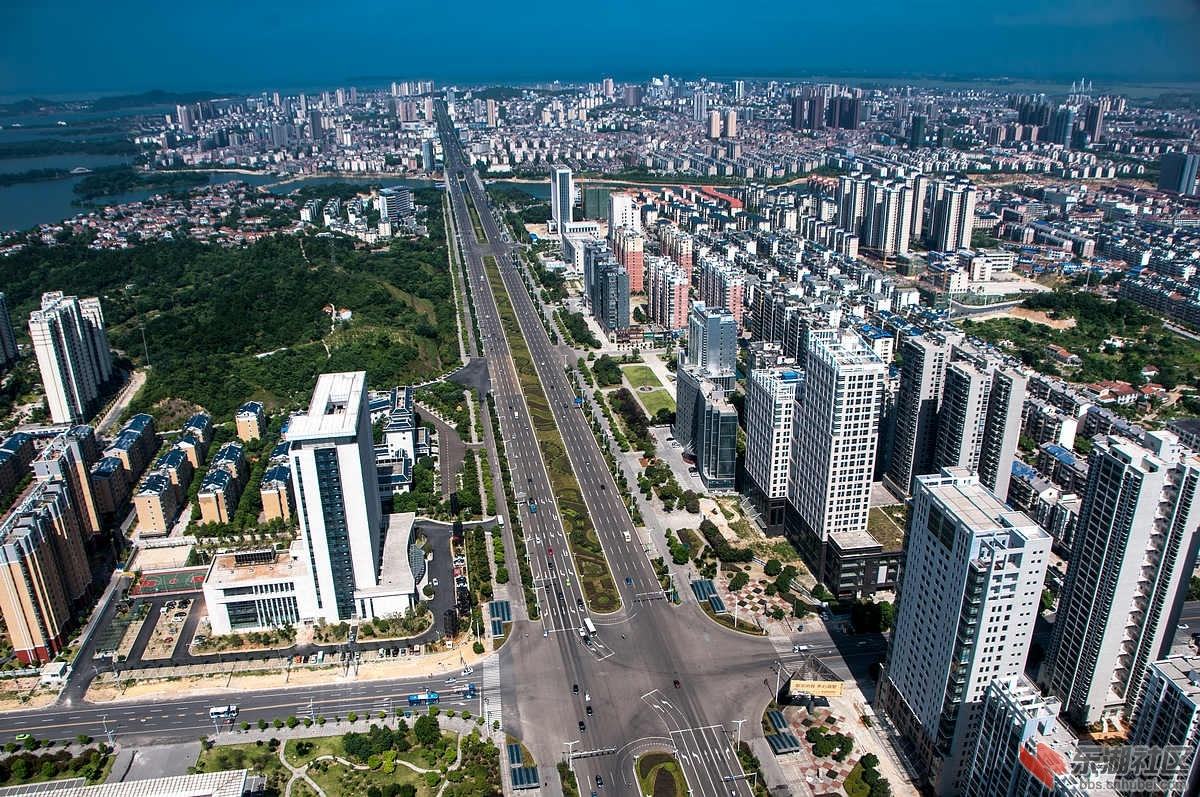 岳阳市经开区做好“加减乘除助推“产城共融”