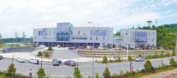 铜仁高新区打造千亿产业园 助推实体经济崛起