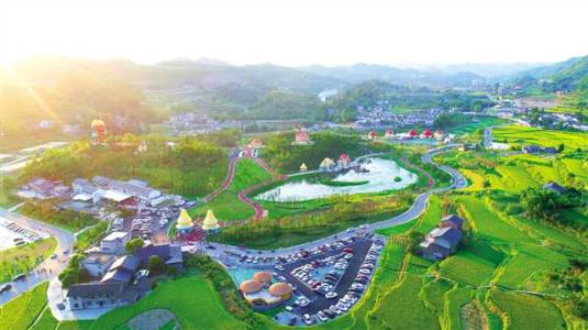万盛经开区：改造升级 黑山镇打造国家特色景观旅游名镇