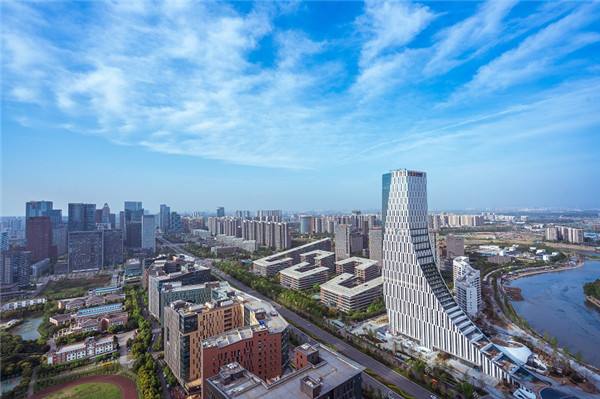 成都高新区加快推进公园城市建设