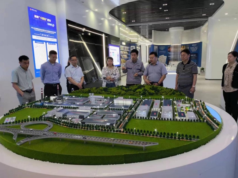 与城市同行之走入国家高新区——我院与伊犁州共赴怀化国家高新区学习交流