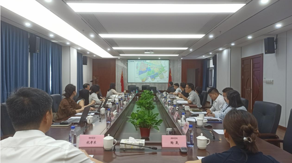 打开未来之门:新型工业化的松江实践——我院赴上海市松江区调研新型工业化示范区
